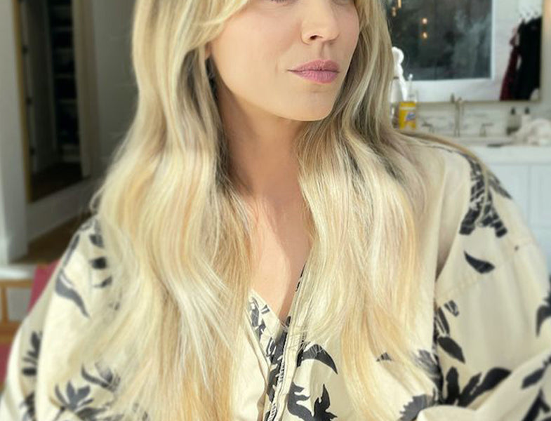 Kaley Cuoco at the Golden Globes
