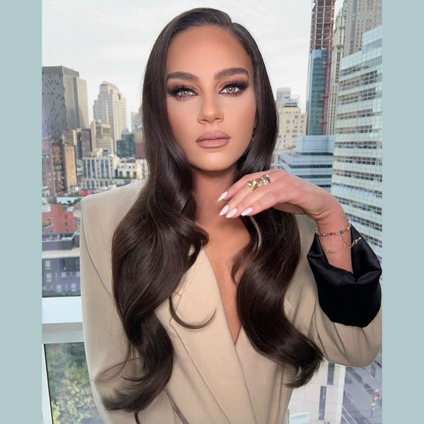 THE MOST LUXURIOUS BRUNETTE HAIR TRENDS FOR FALL 2024